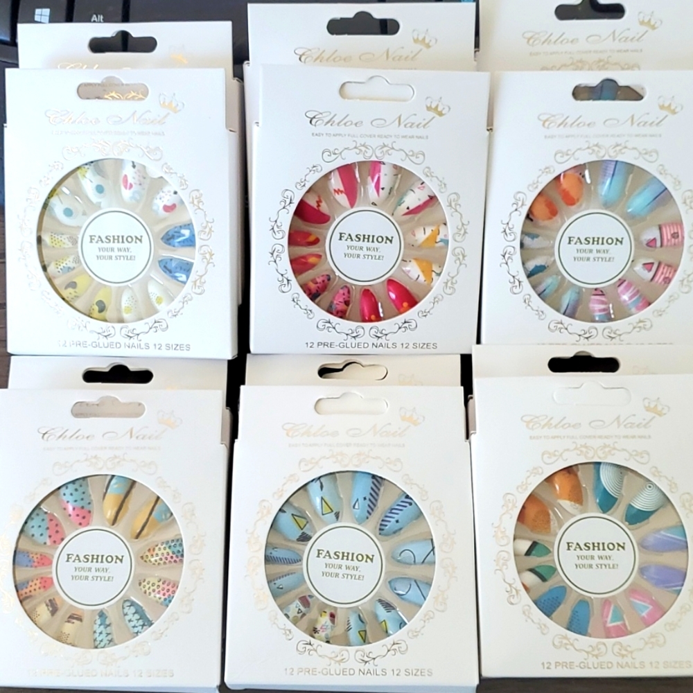 NEW Fashion Nails Set of 12